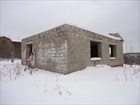 Земельный участок с недостроенным каменным домиком Малоярославец
