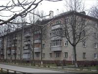 3 комнатная квартира  в кирпичном доме Обнинск Жолио-Кюри 2
