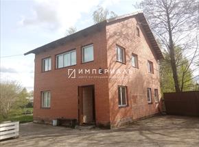 Продаётся добротный, кирпичный, 2-х этажный дом в СНТ Птицевод -3 Жуковского района Калужской области. 