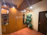 Продается теплая 2-х комнатная квартира в кирпичном доме, в центре города Обнинска, улица Гагарина. 
