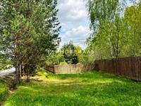 Продается великолепный прилесной земельный участок в уютном охраняемом КП Веткино Малоярославецкого района Калужской области. 