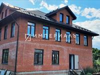 Продаётся просторный каменный дом с ГАЗОМ с отличной транспортной доступностью в Калужской области, Жуковского района в деревне Алёшинка. Жуковский р-н, д. Алёшинка