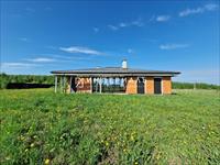 Продается стильный одноэтажный загородный дом на просторном участке в охраняемом коттеджном поселке Солнечная долина Боровского района Калужской области! 
