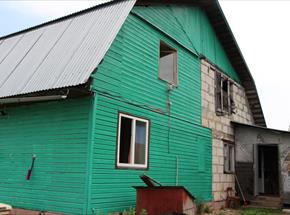 Продаётся жилой дом со всеми коммуникациями в деревне рядом с городом Малоярославец  Малоярославецкий район, д.Шемякино